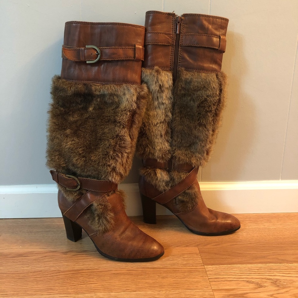 Zara leather boots with faux fur